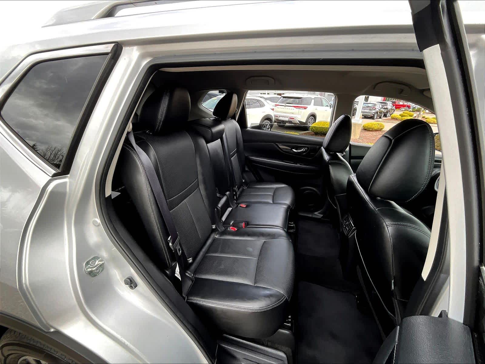 2017 Nissan Rogue SL - Photo 16