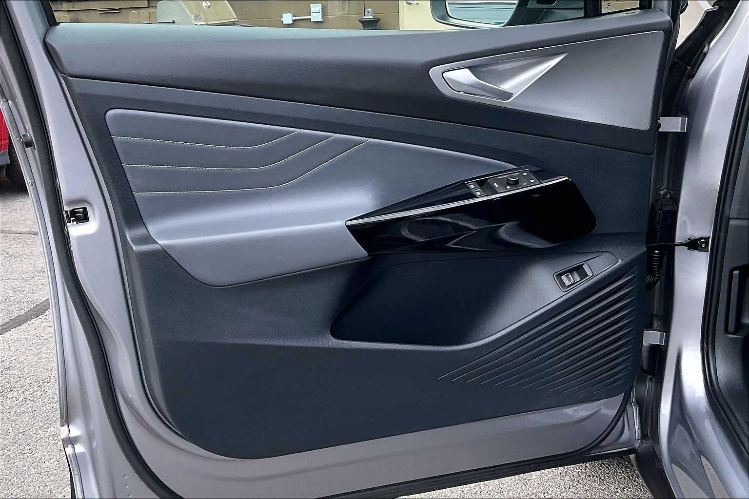2023 Volkswagen ID.4 Pro S - Photo 9