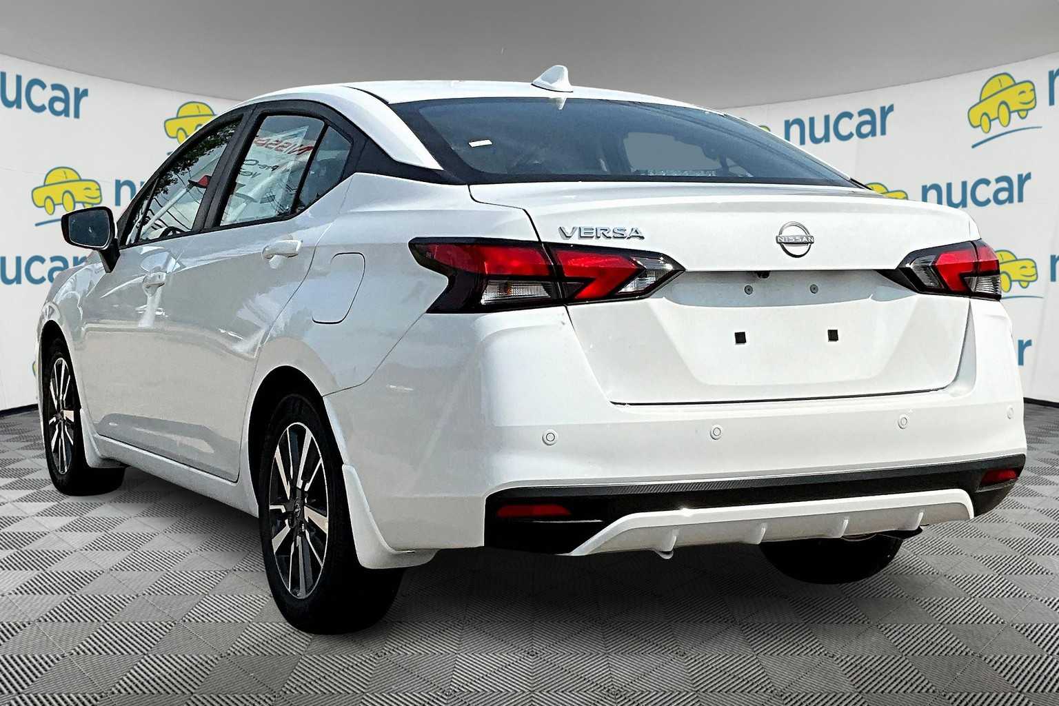 2025 Nissan Versa SV - Photo 5