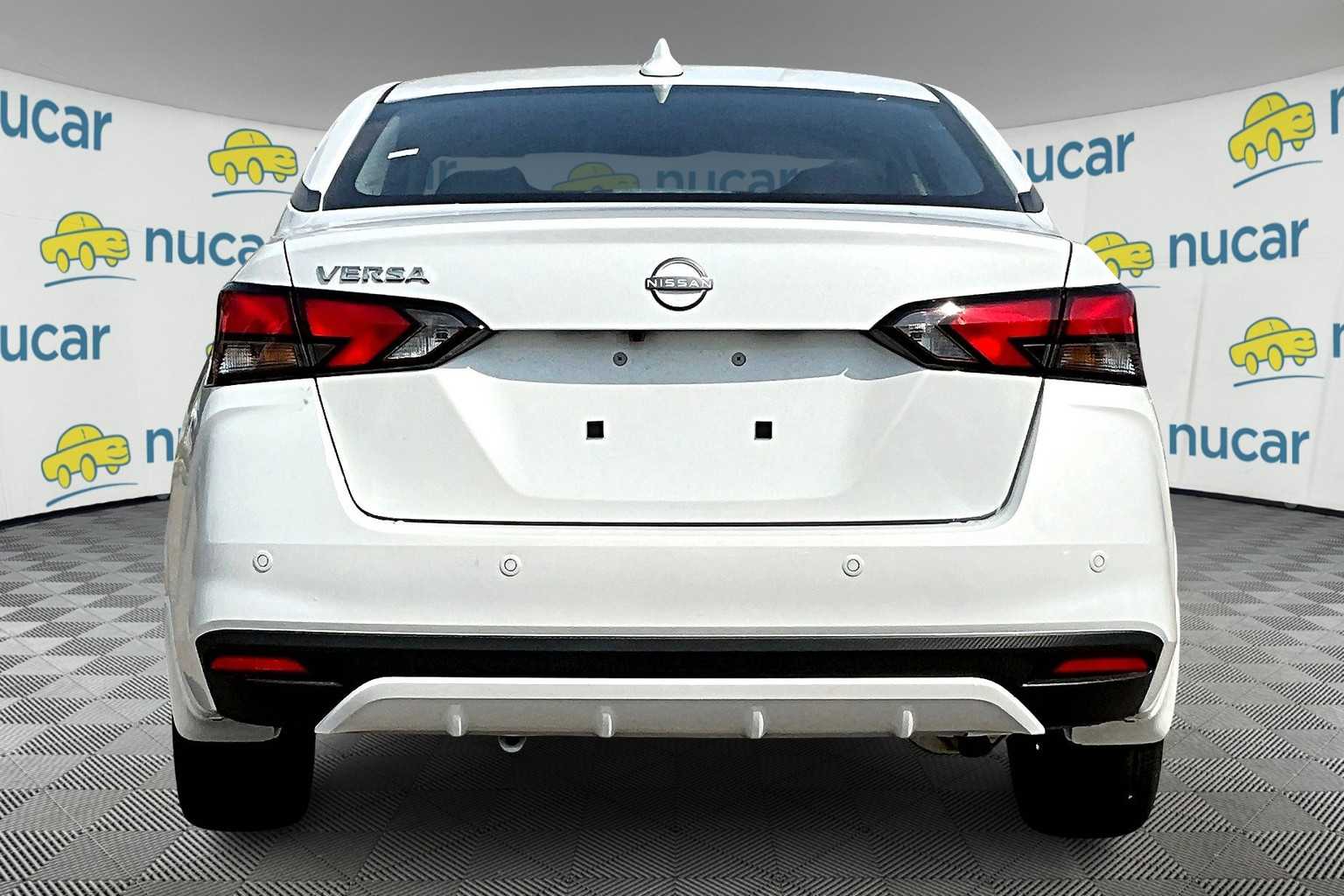 2025 Nissan Versa SV - Photo 6
