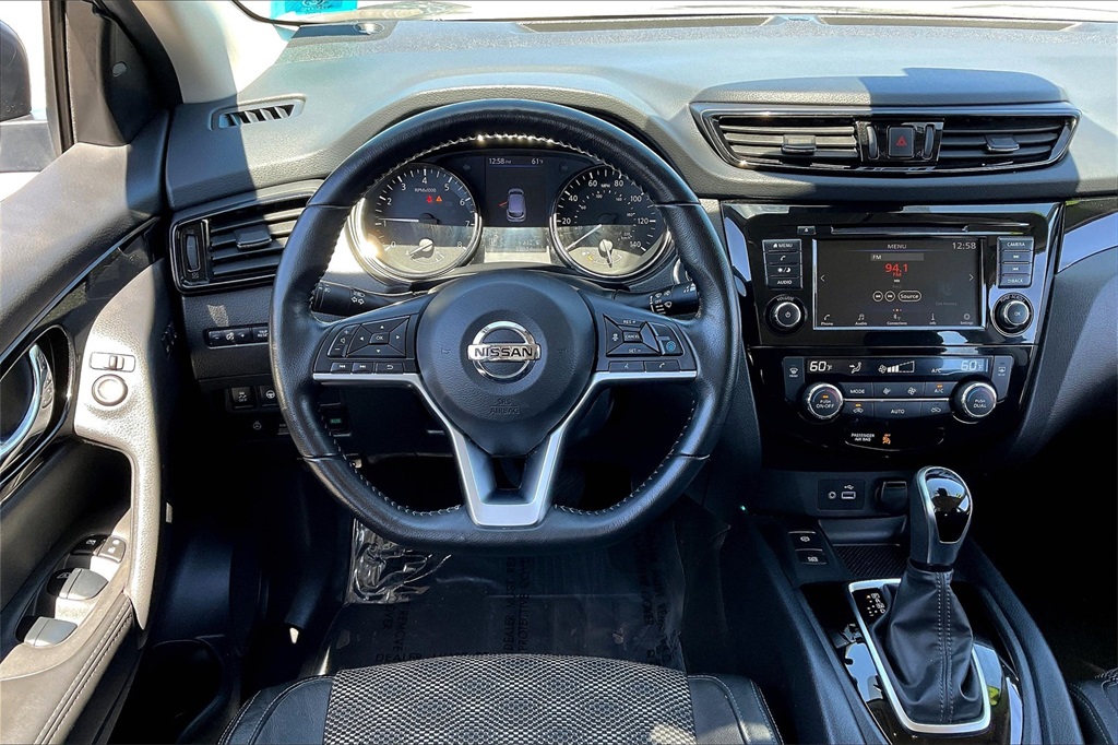 2022 Nissan Rogue Sport SV - Photo 16