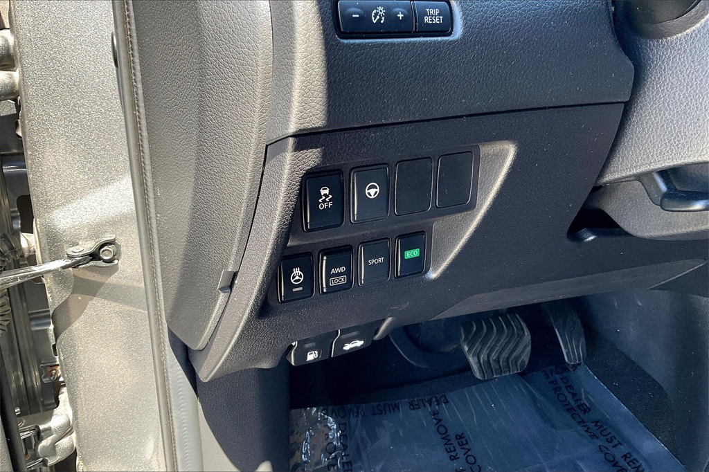 2022 Nissan Rogue Sport SV - Photo 25