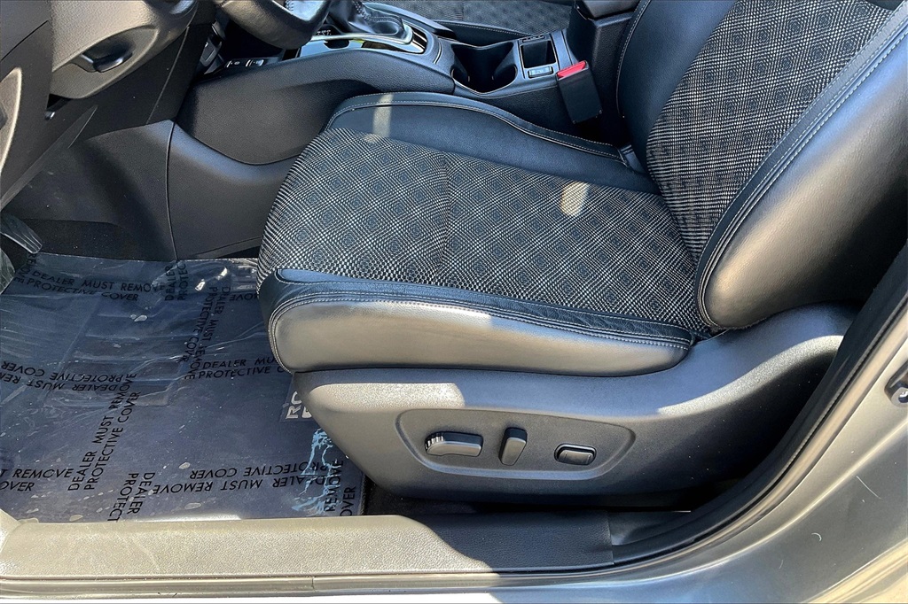 2022 Nissan Rogue Sport SV - Photo 33