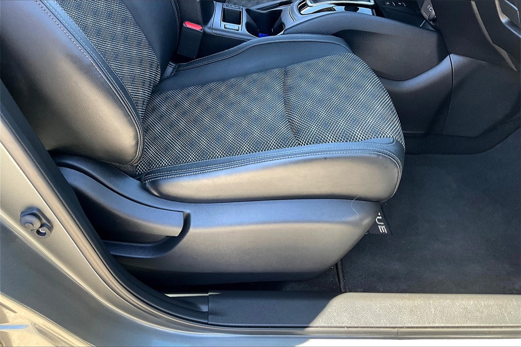 2022 Nissan Rogue Sport SV - Photo 35