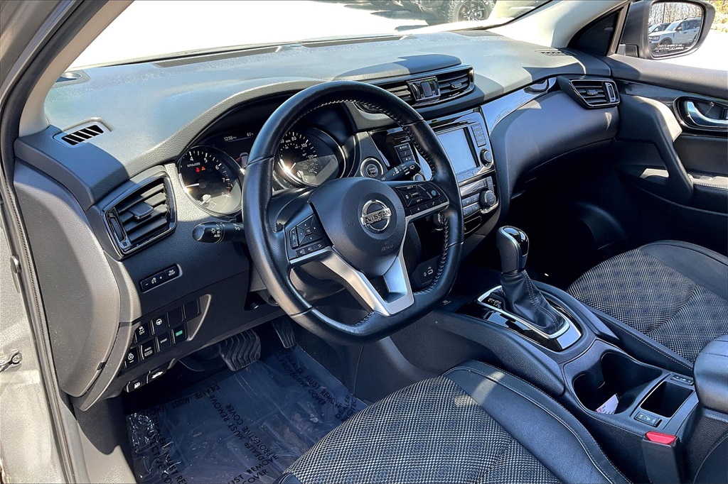 2022 Nissan Rogue Sport SV - Photo 8