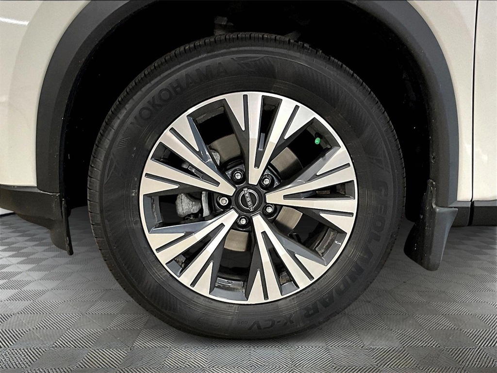 2023 Nissan Rogue SV - Photo 30