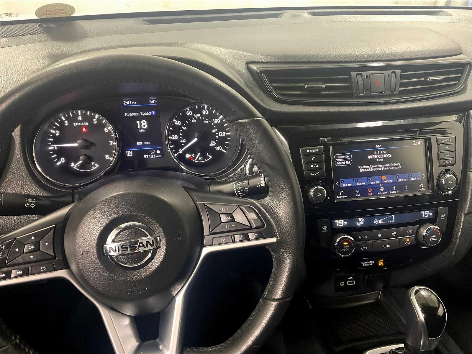 2018 Nissan Rogue SV - Photo 19