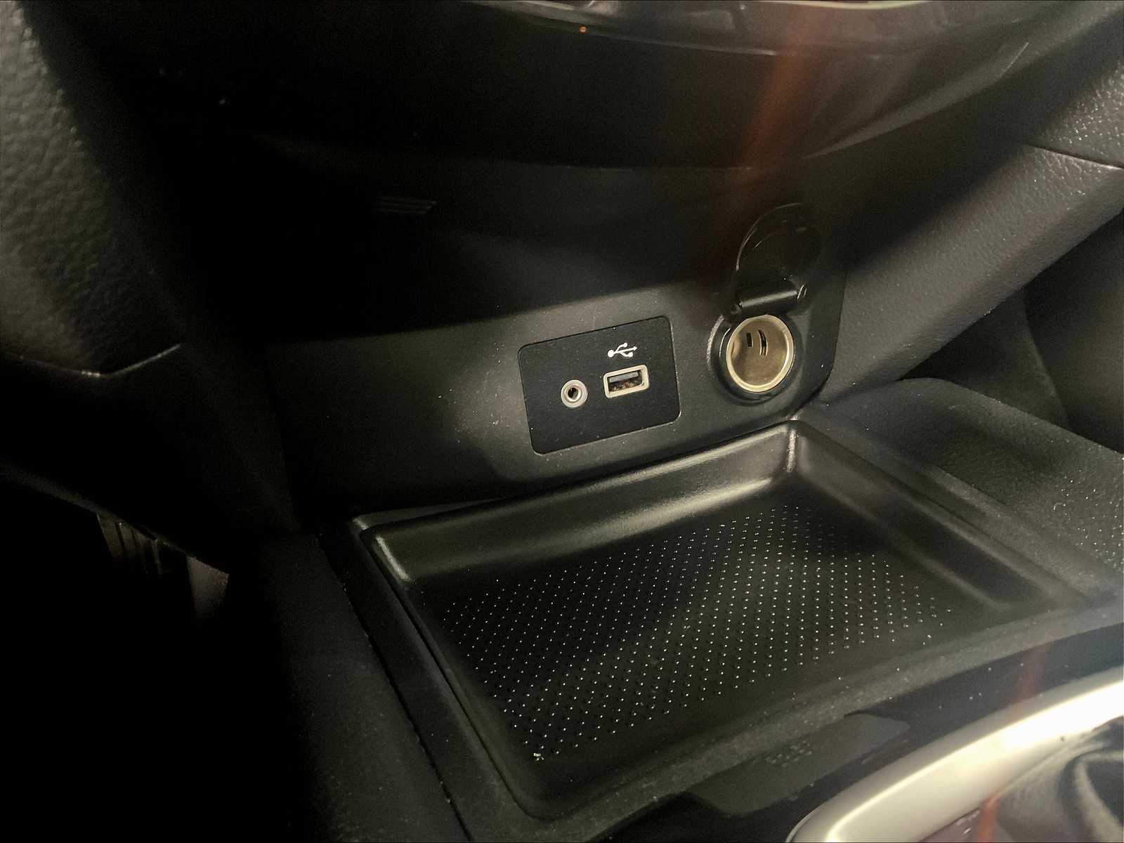 2018 Nissan Rogue SV - Photo 27