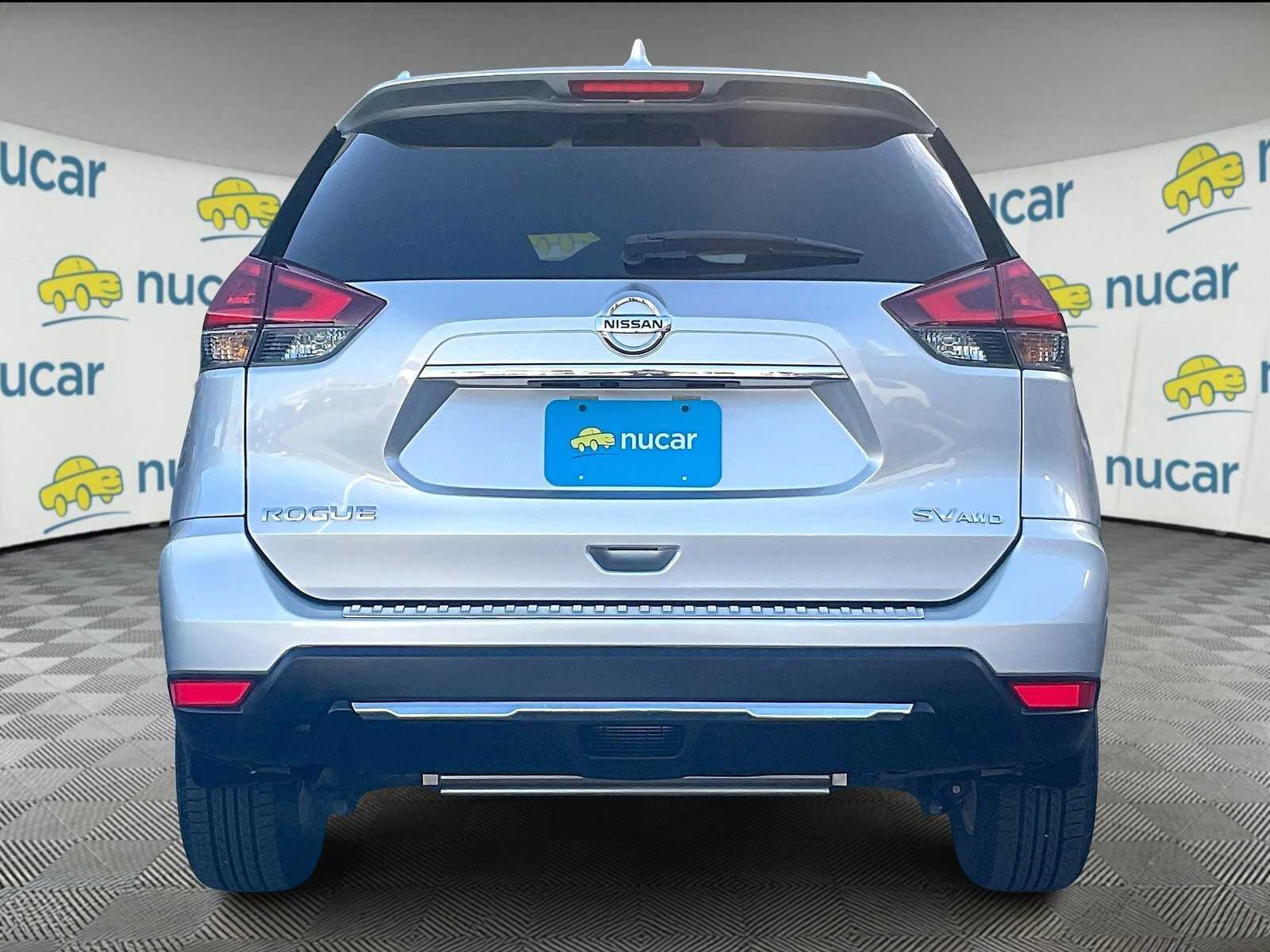 2018 Nissan Rogue SV - Photo 5