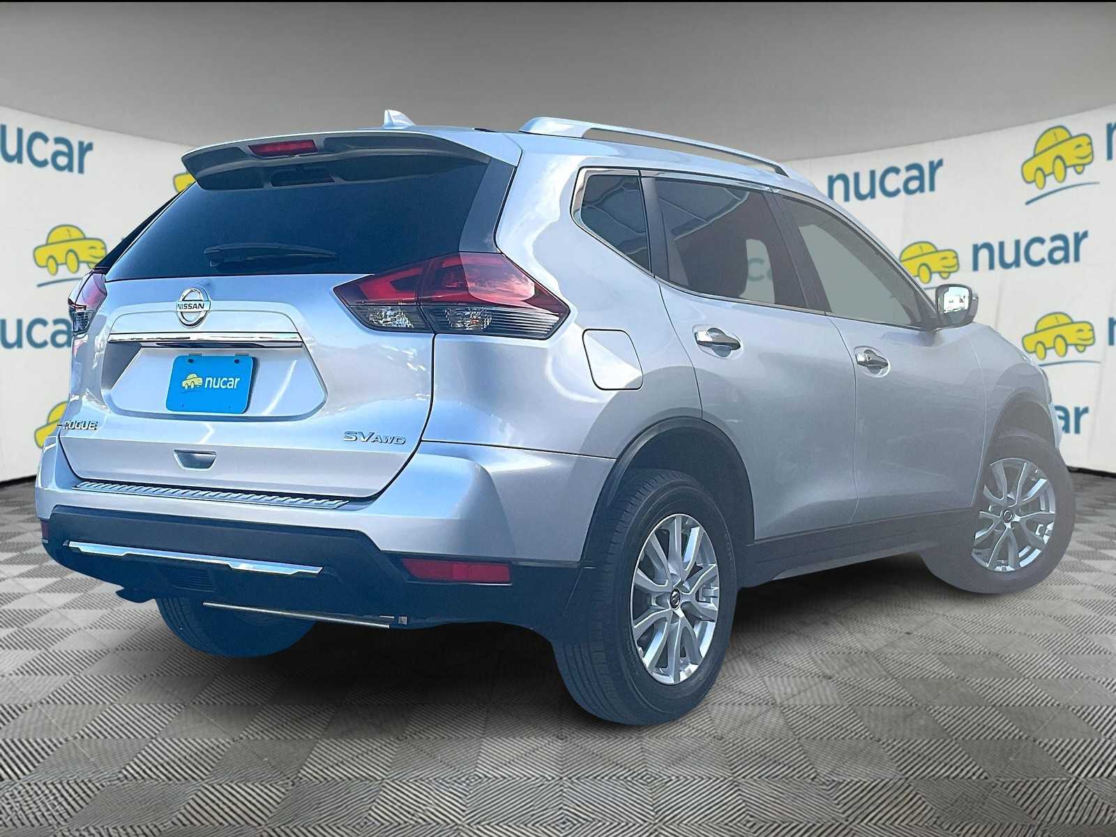 2018 Nissan Rogue SV - Photo 6