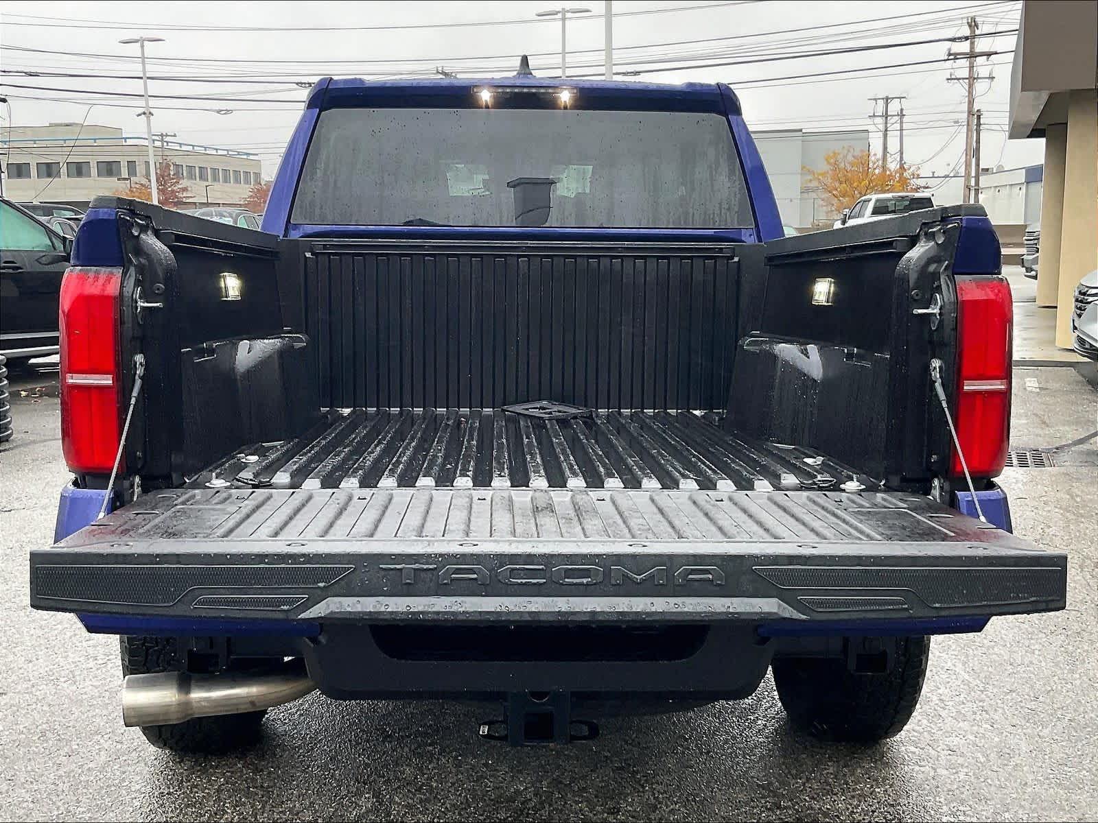 2025 Toyota Tacoma TRD Off Road - Photo 31