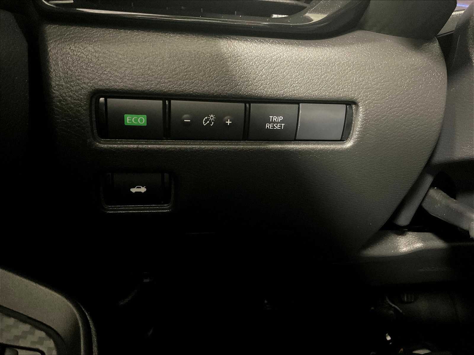 2023 Nissan Sentra SV - Photo 25