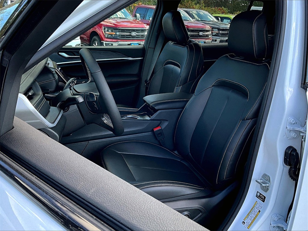 2025 Jeep Grand Cherokee L Limited - Photo 11
