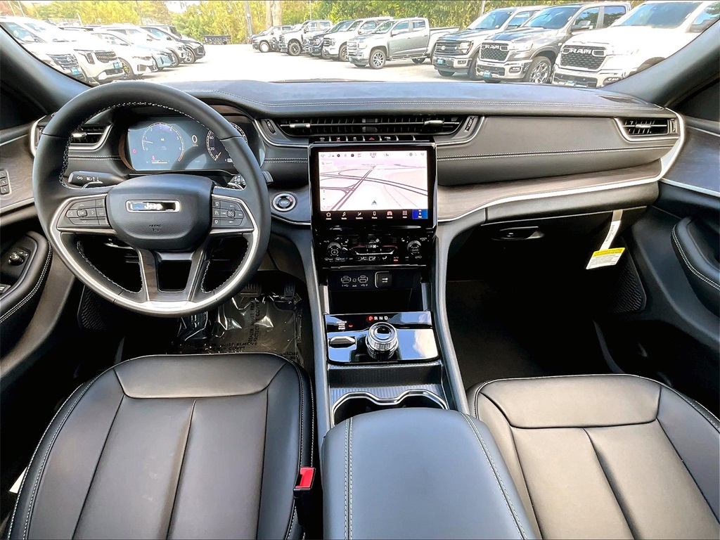 2025 Jeep Grand Cherokee L Limited - Photo 12
