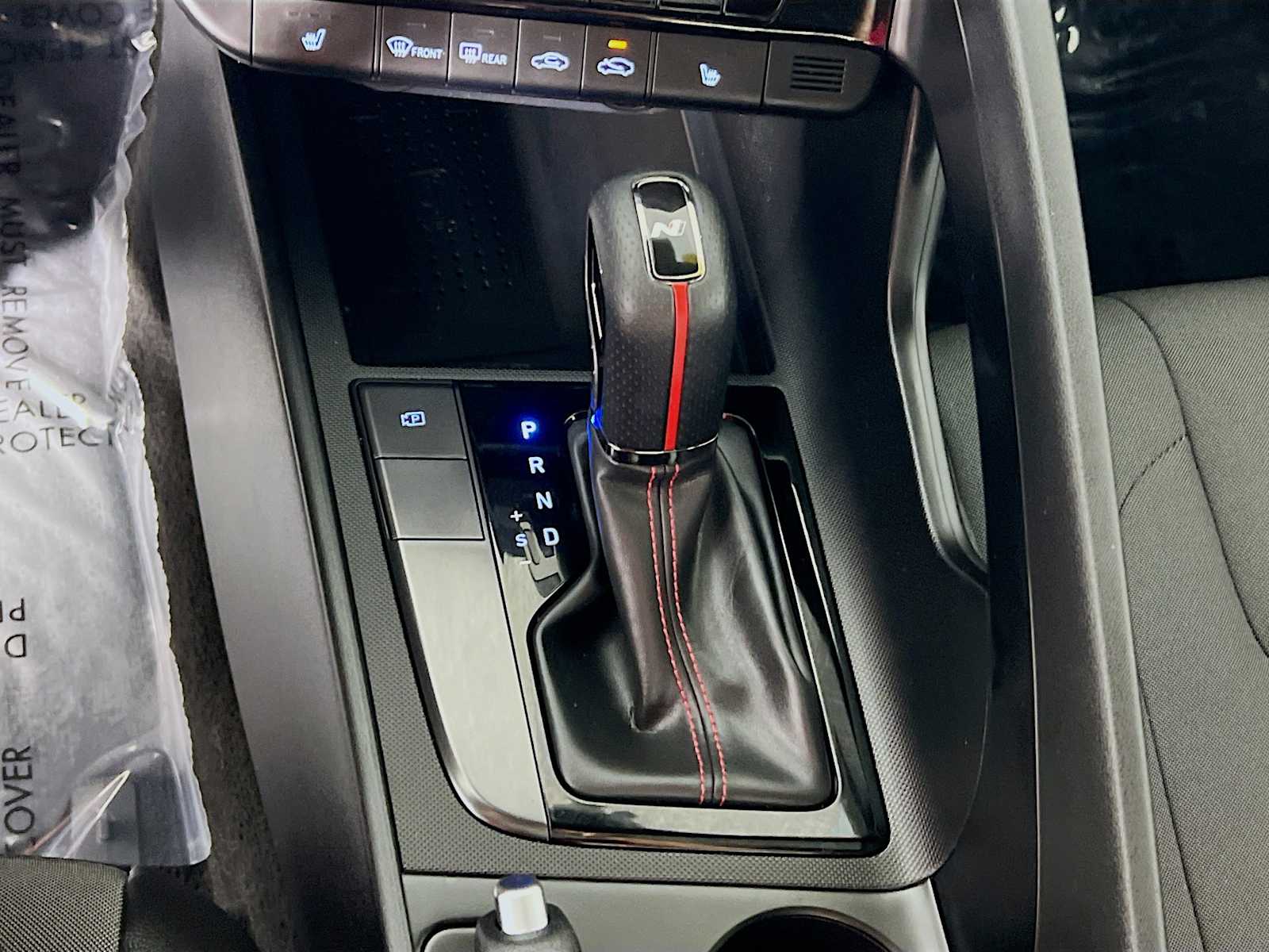 2023 Hyundai Elantra N Line - Photo 16