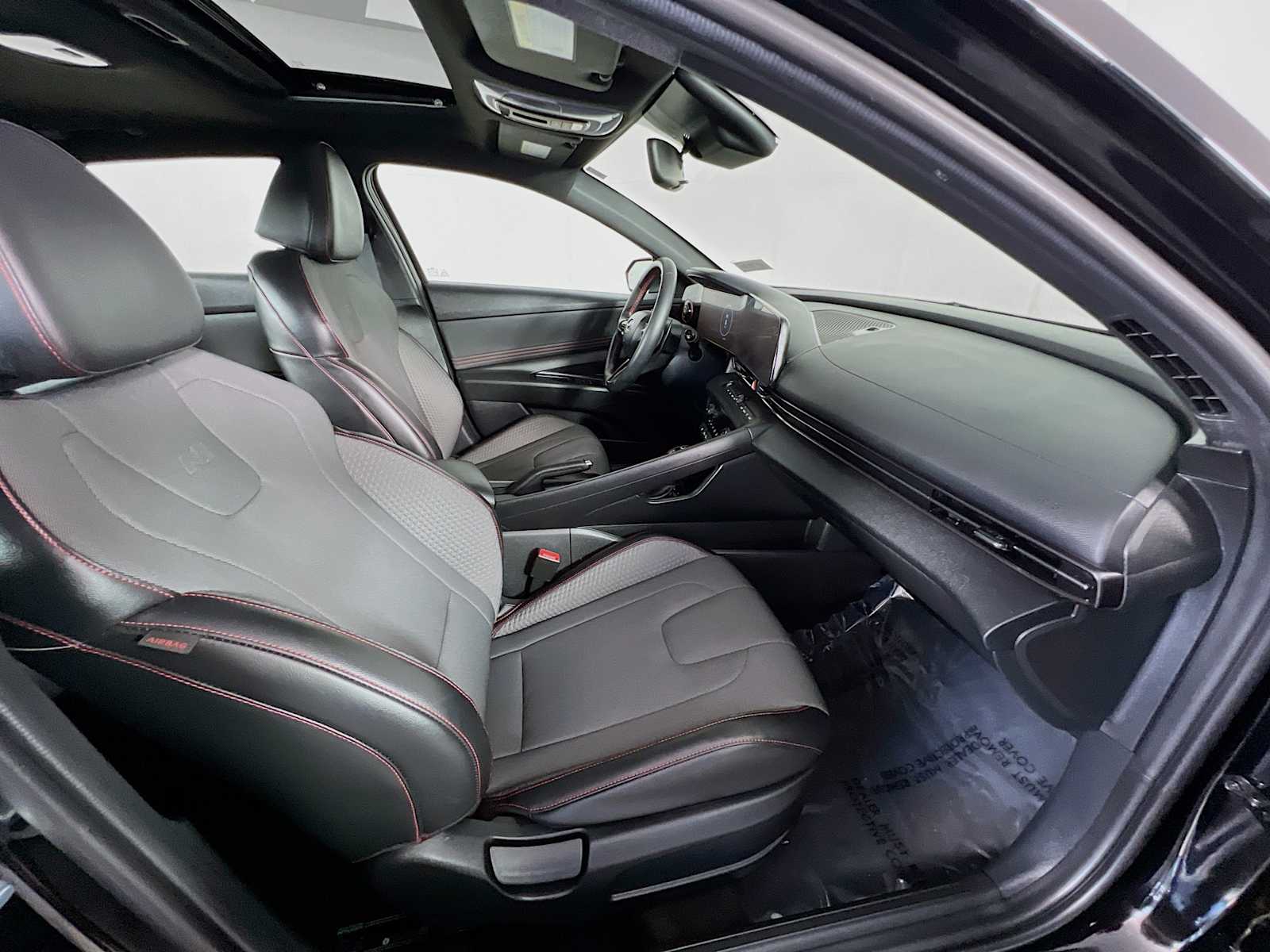 2023 Hyundai Elantra N Line - Photo 28