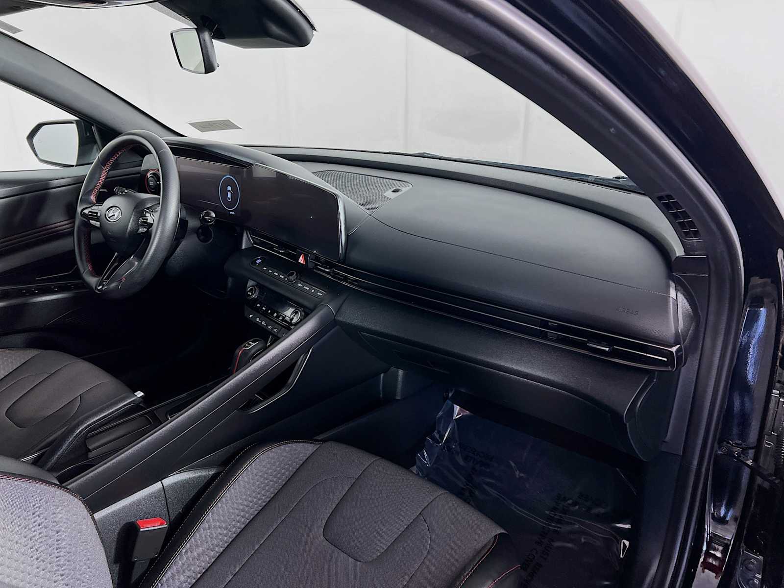 2023 Hyundai Elantra N Line - Photo 29