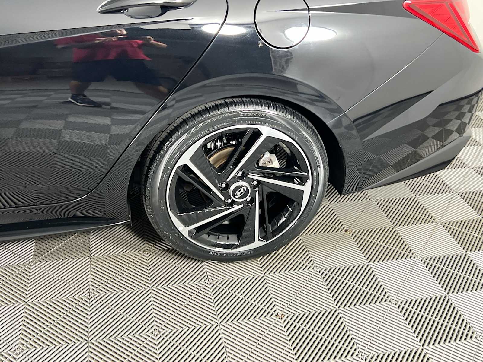 2023 Hyundai Elantra N Line - Photo 31