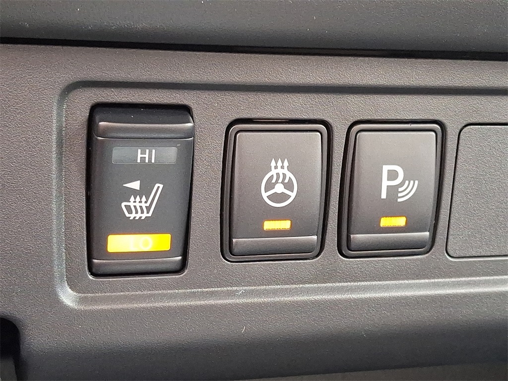 2025 Nissan Frontier SV - Photo 17
