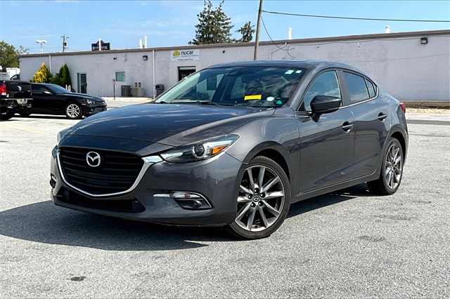 2018 Mazda Mazda3 Grand Touring - Photo 2