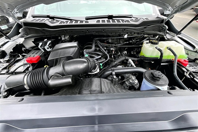 2025 Ford F-350SD XLT - Photo 11