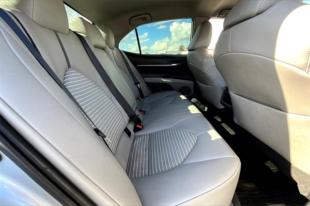 2022 Toyota Camry SE - Photo 15