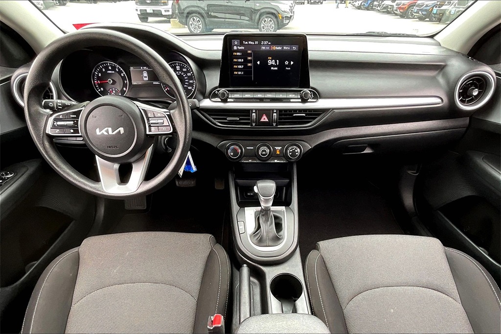 2022 Kia Forte LXS - Photo 20