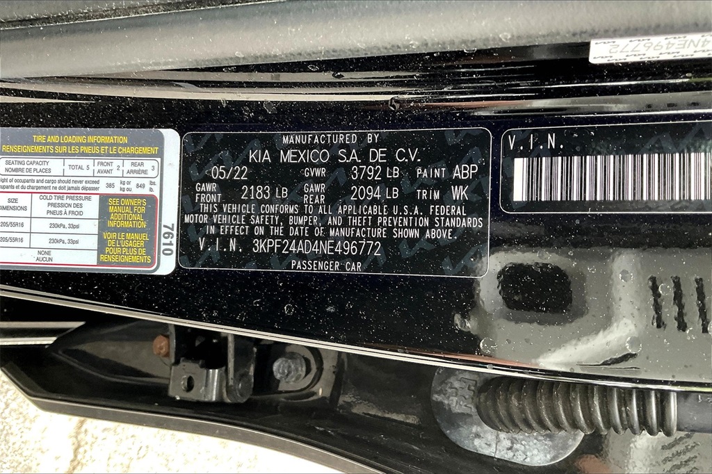 2022 Kia Forte LXS - Photo 30