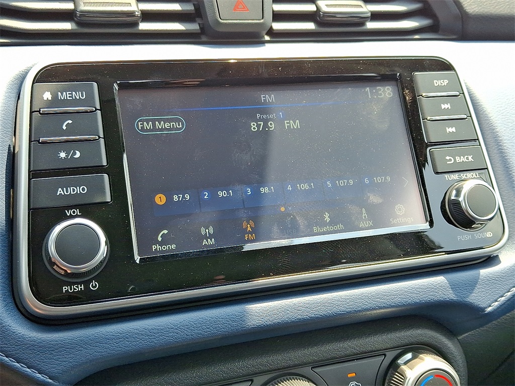 2025 Nissan Versa 1.6 SV - Photo 12