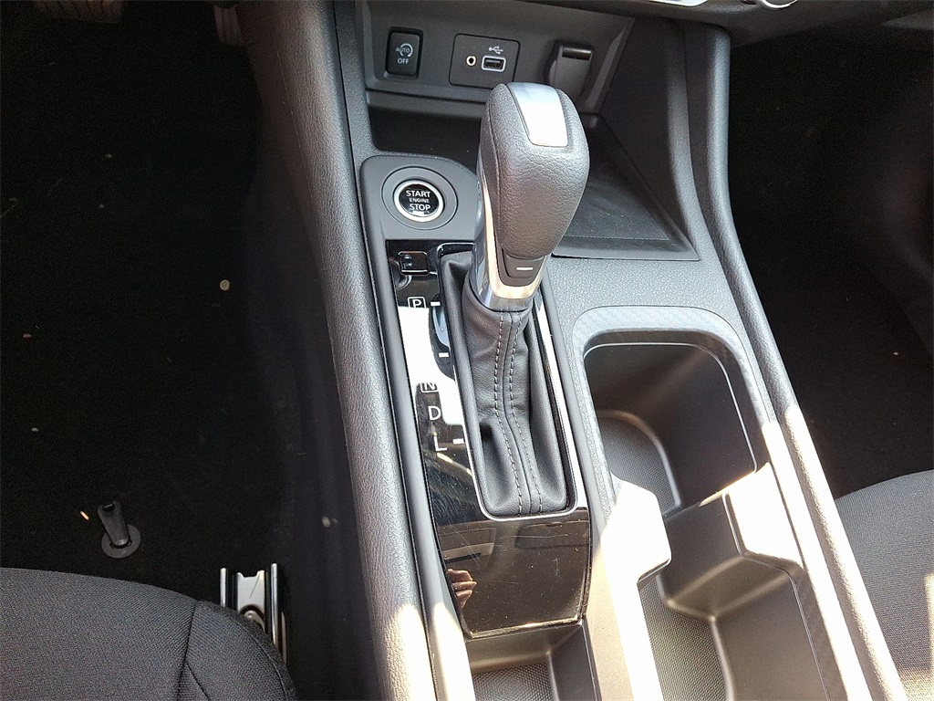 2025 Nissan Sentra S - Photo 10