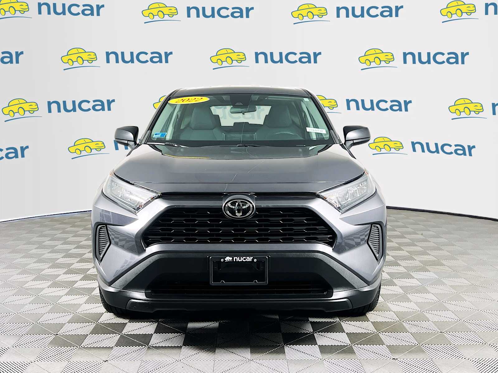 2022 Toyota RAV4 LE - Photo 2