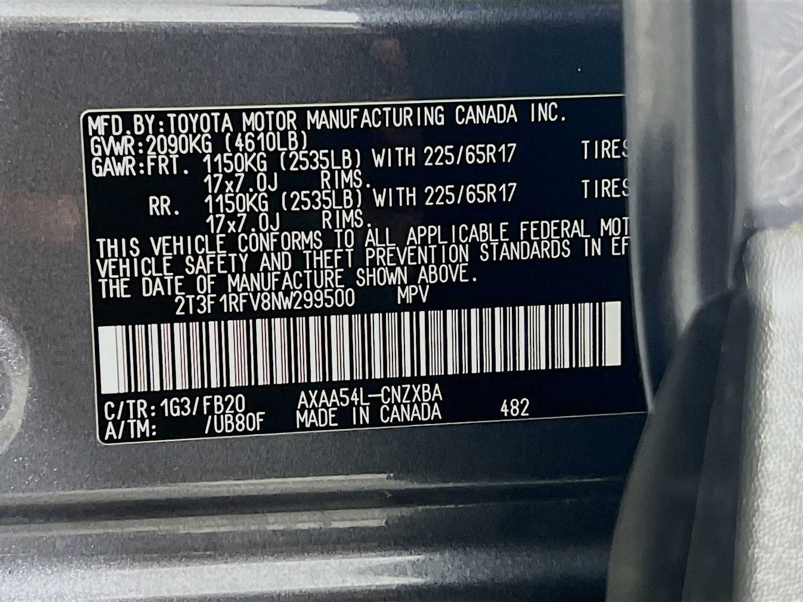 2022 Toyota RAV4 LE - Photo 31