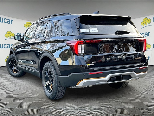2026 Ford Explorer  - Photo 4