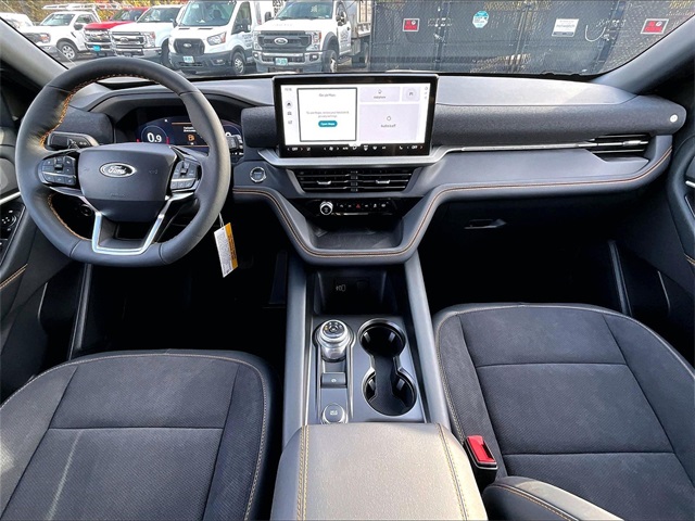 2026 Ford Explorer  - Photo 6