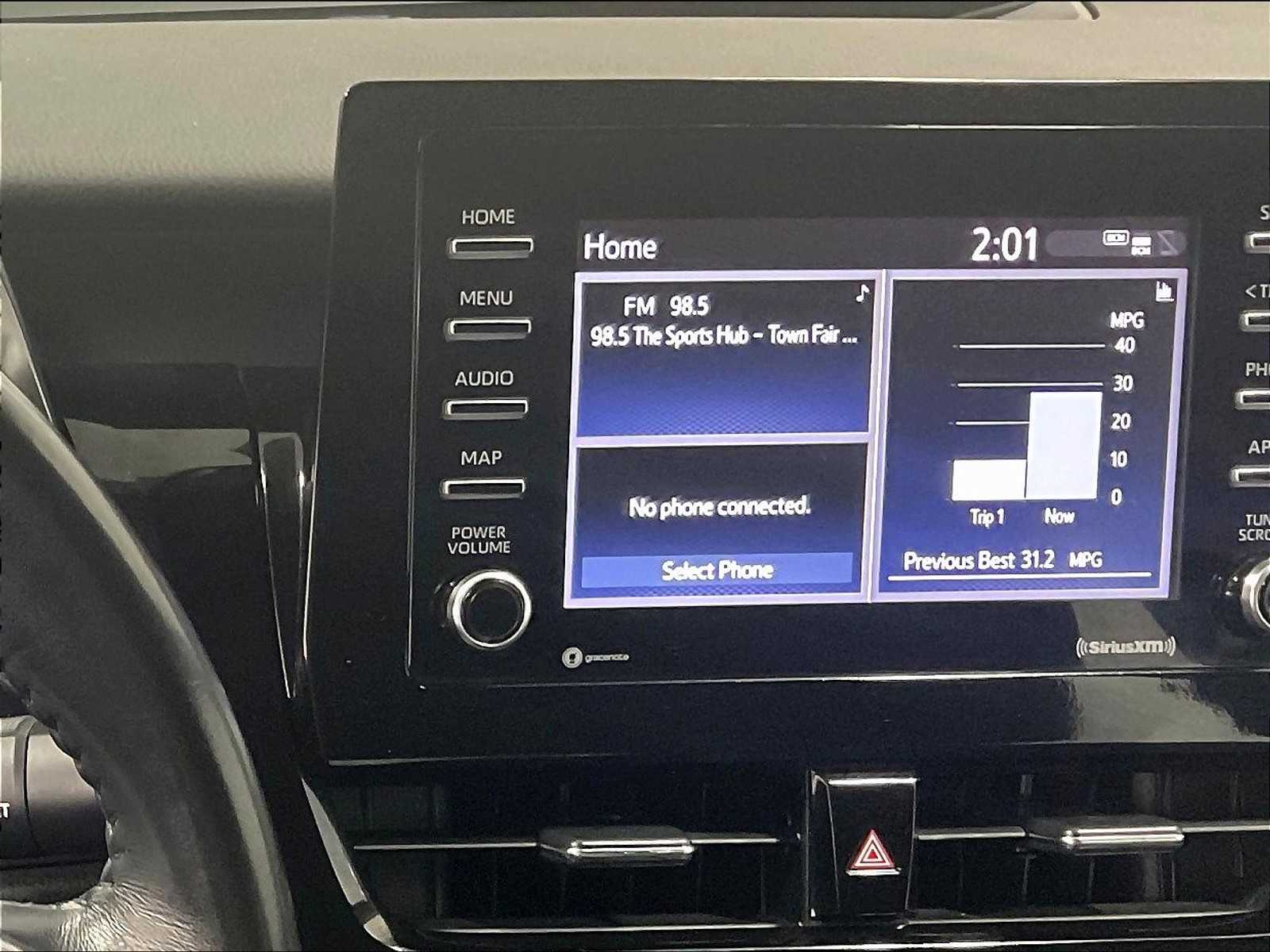 2023 Toyota Camry SE - Photo 18