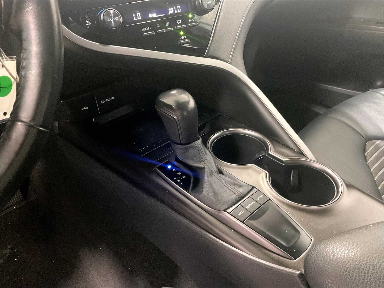 2023 Toyota Camry SE - Photo 20
