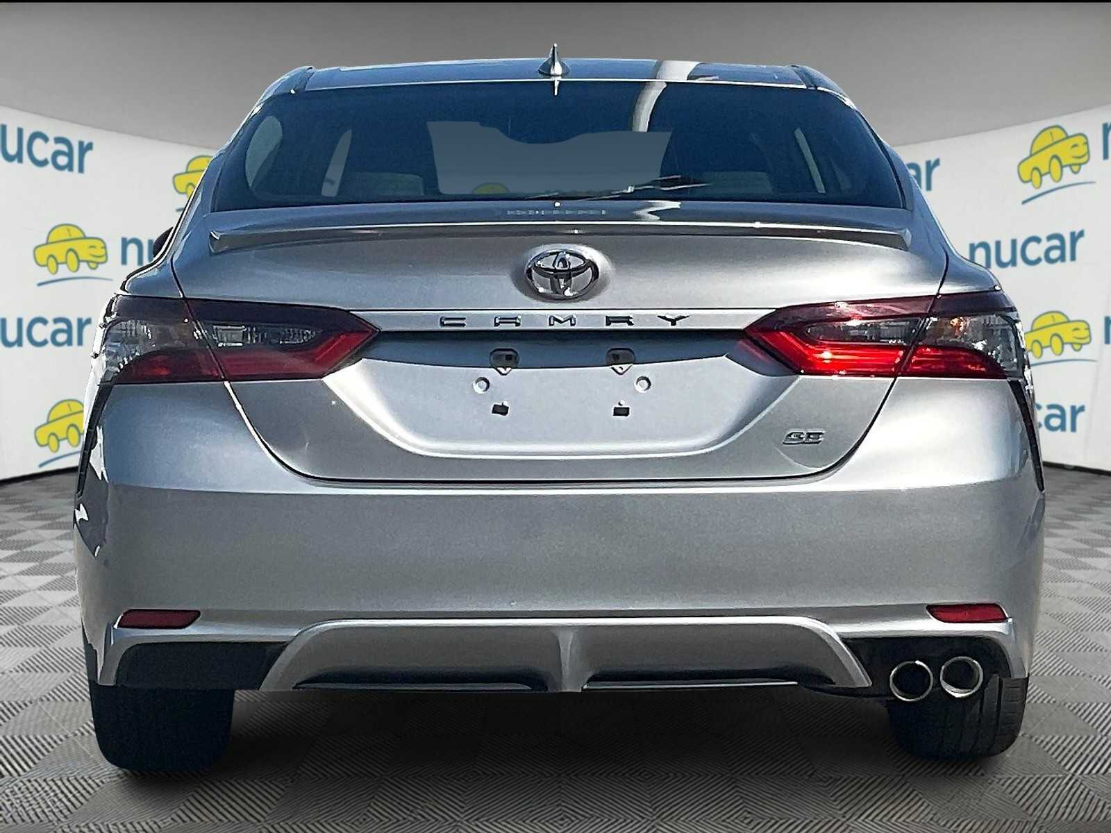 2023 Toyota Camry SE - Photo 5