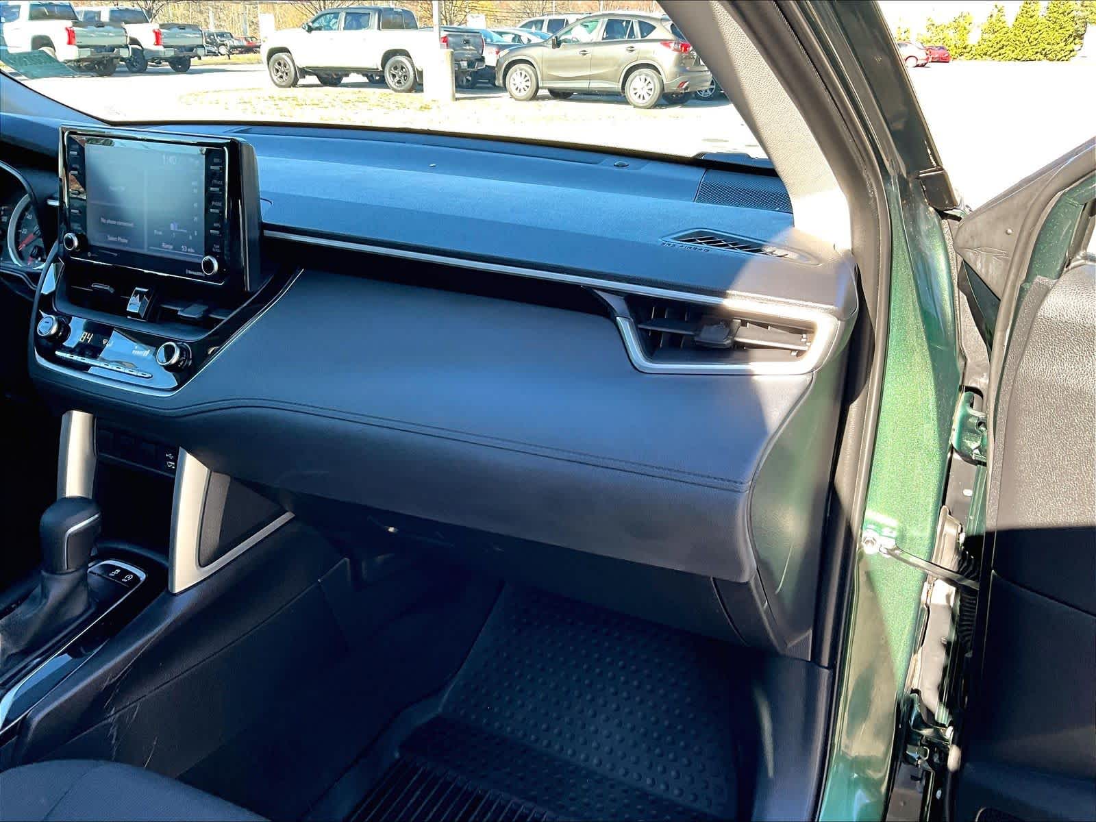 2022 Toyota Corolla Cross LE - Photo 13