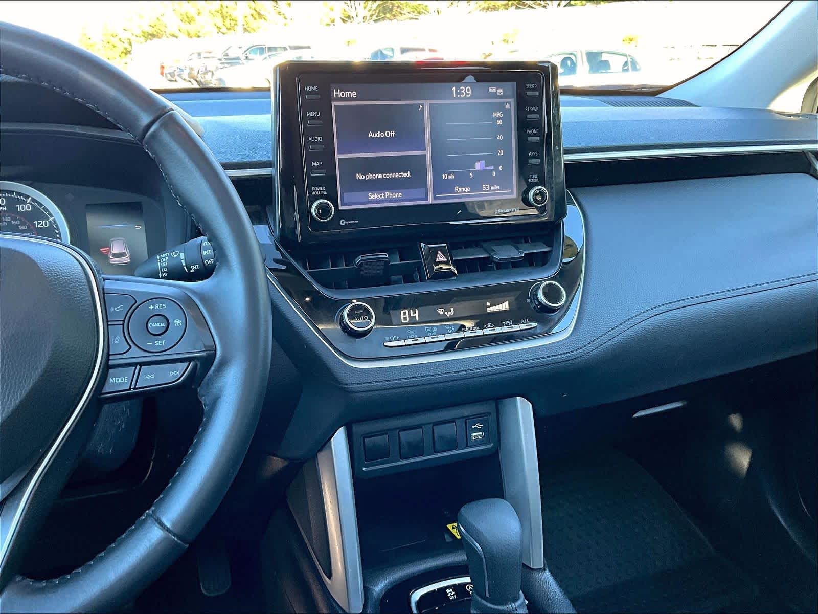 2022 Toyota Corolla Cross LE - Photo 18