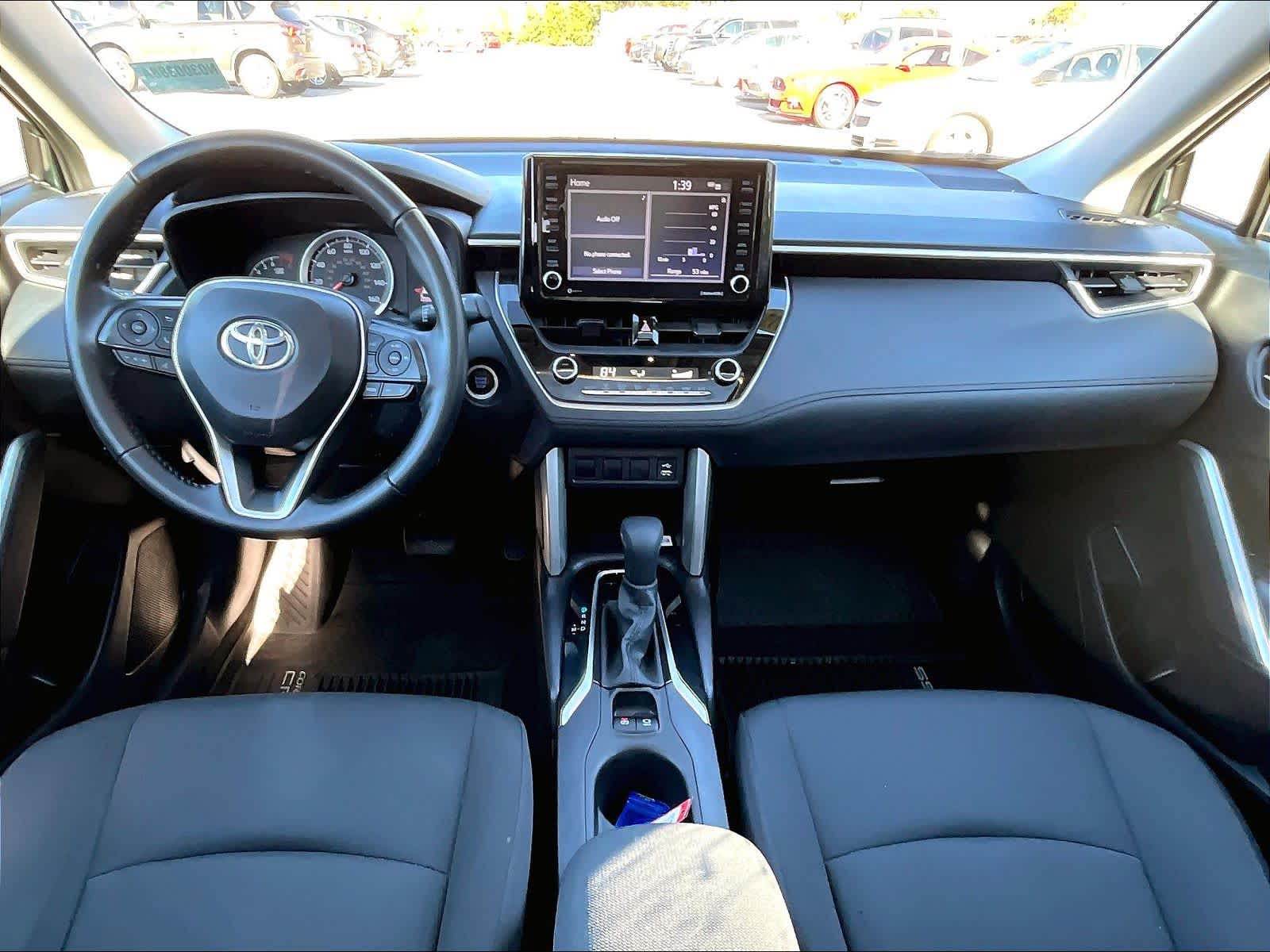 2022 Toyota Corolla Cross LE - Photo 21