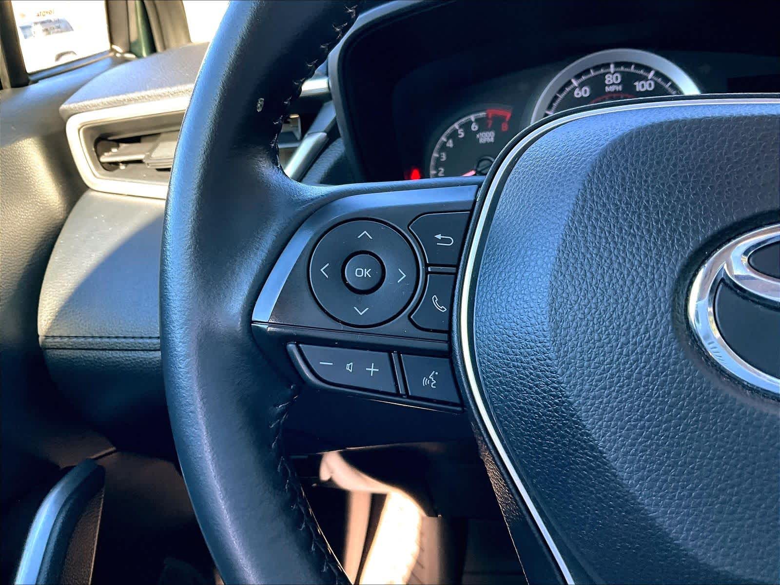 2022 Toyota Corolla Cross LE - Photo 23