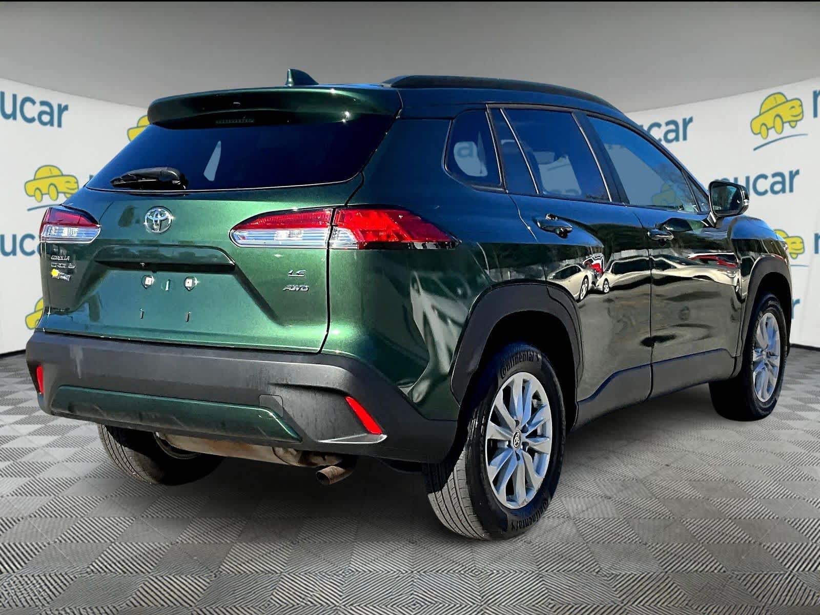 2022 Toyota Corolla Cross LE - Photo 6