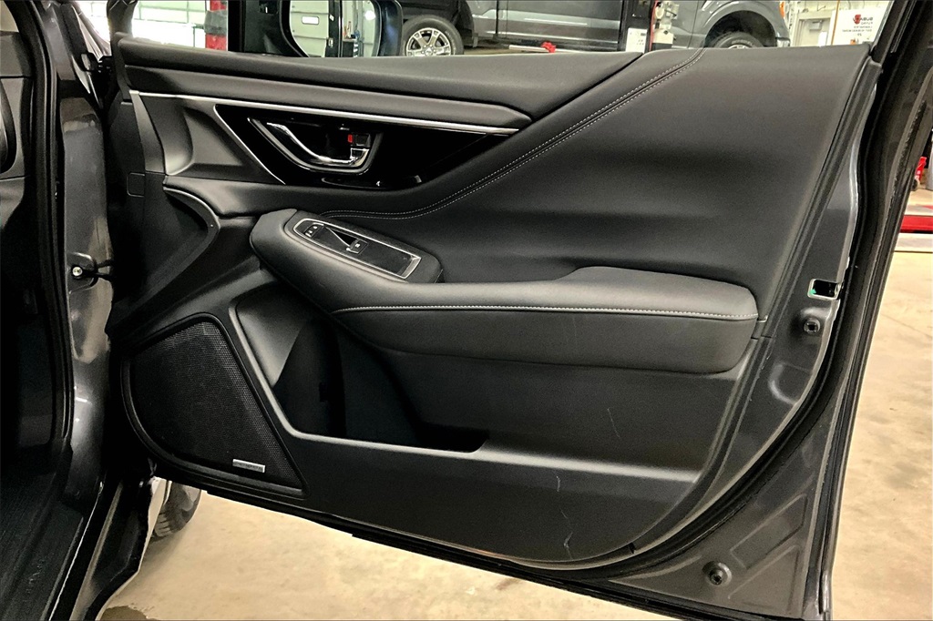 2021 Subaru Outback Limited XT - Photo 12