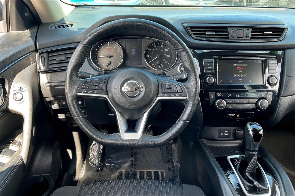 2020 Nissan Rogue SV - Photo 16