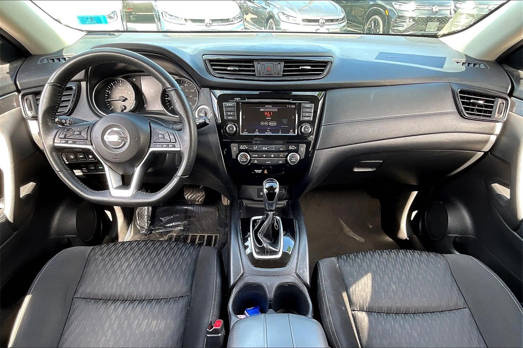 2020 Nissan Rogue SV - Photo 20