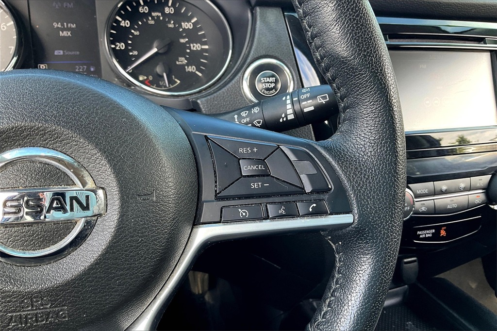 2020 Nissan Rogue SV - Photo 22