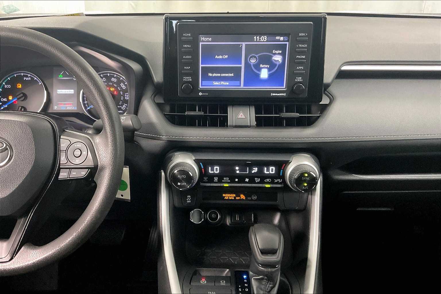 2021 Toyota RAV4 Hybrid LE - Photo 18