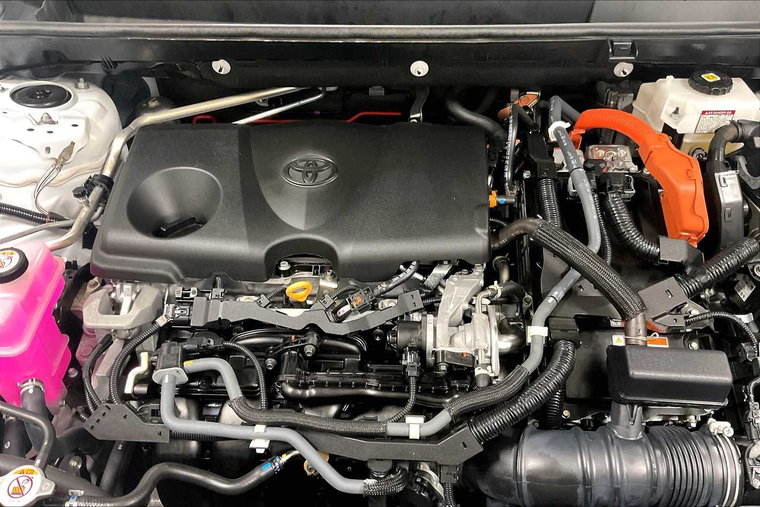 2021 Toyota RAV4 Hybrid LE - Photo 34