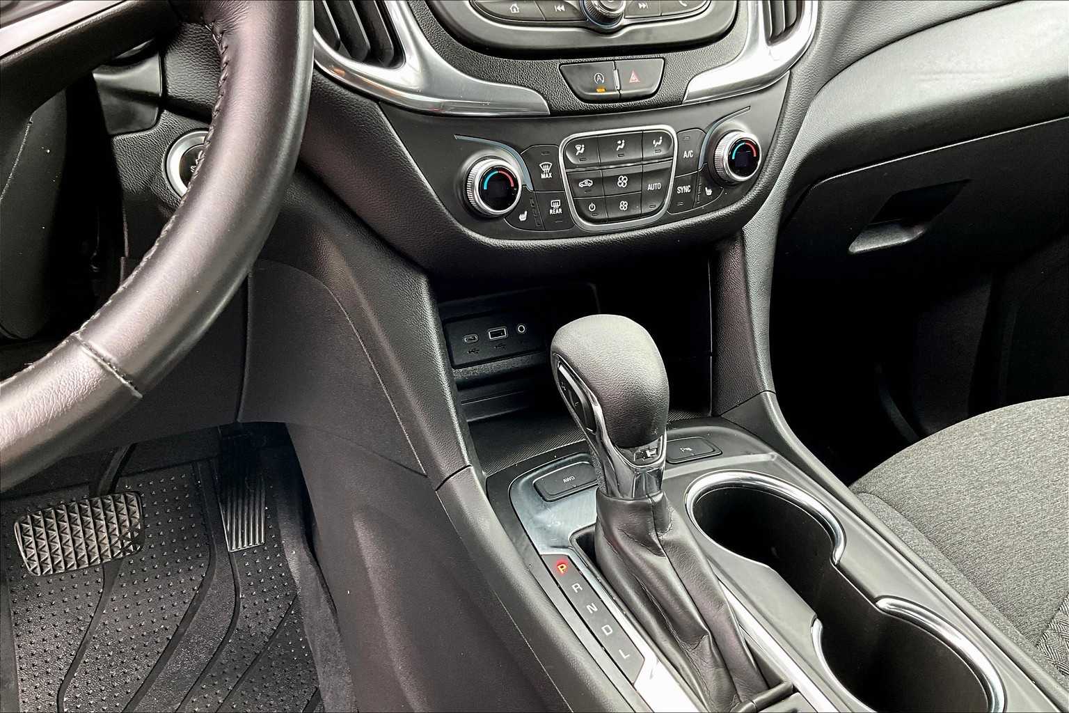 2022 Chevrolet Equinox LT - Photo 25