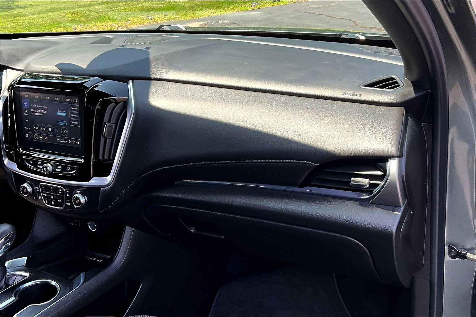 2022 Chevrolet Traverse LT Cloth - Photo 13